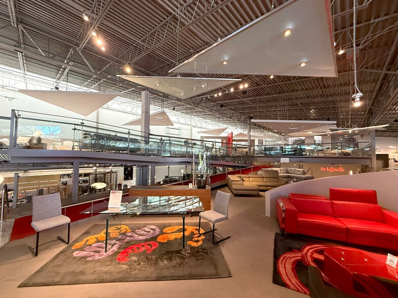 8330 S Colorado Blvd, Littleton, CO for sale - Interior Photo - Image 1 of 20