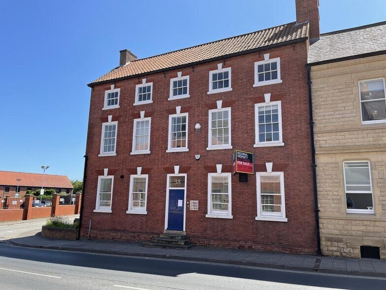 38 Potter St, Worksop for lease - Building Photo - Image 2 of 13