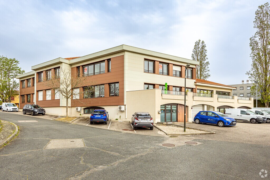 Vente Bureaux 204 m² - Photo 1