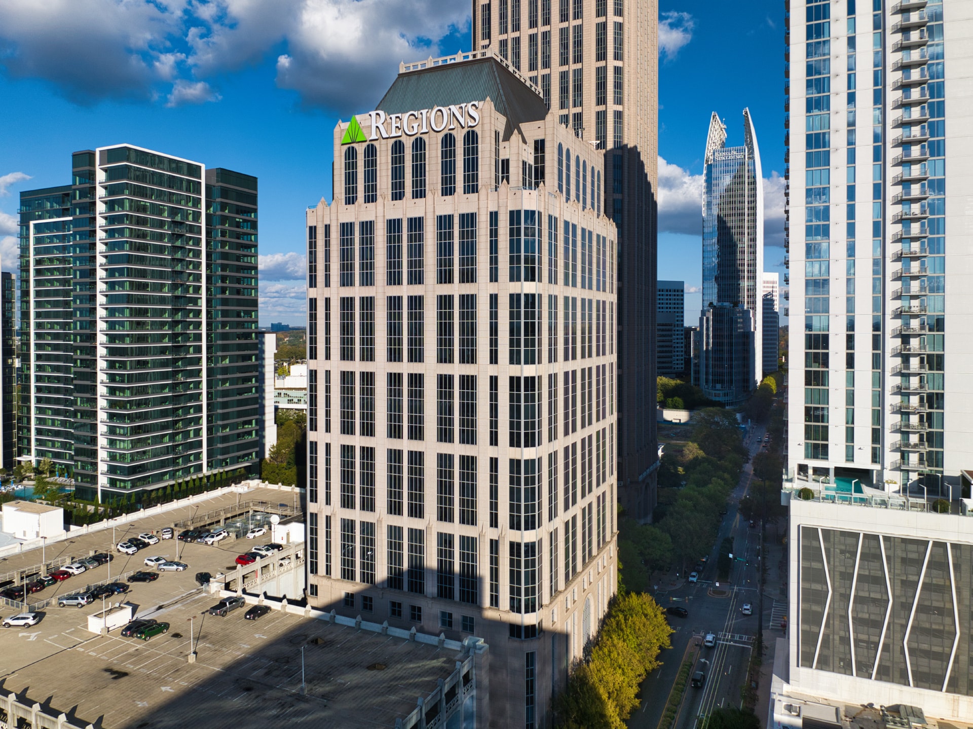 1180 W Peachtree St NW, Atlanta, GA for lease Building Photo- Image 1 of 15