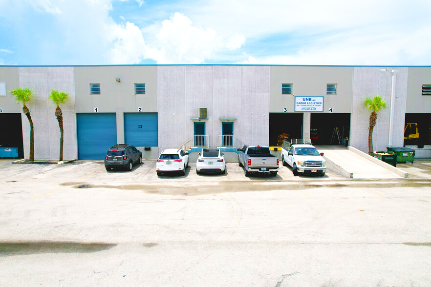 9905-10135 NW 88th Ave, Medley, FL for lease - Building Photo - Image 1 of 12