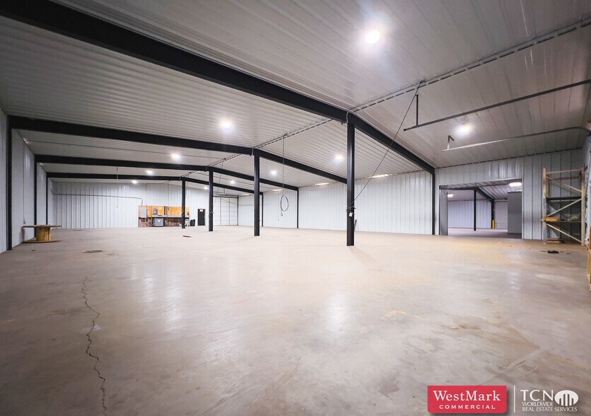 917-919 84th st, Lubbock, TX for lease - Building Photo - Image 3 of 6