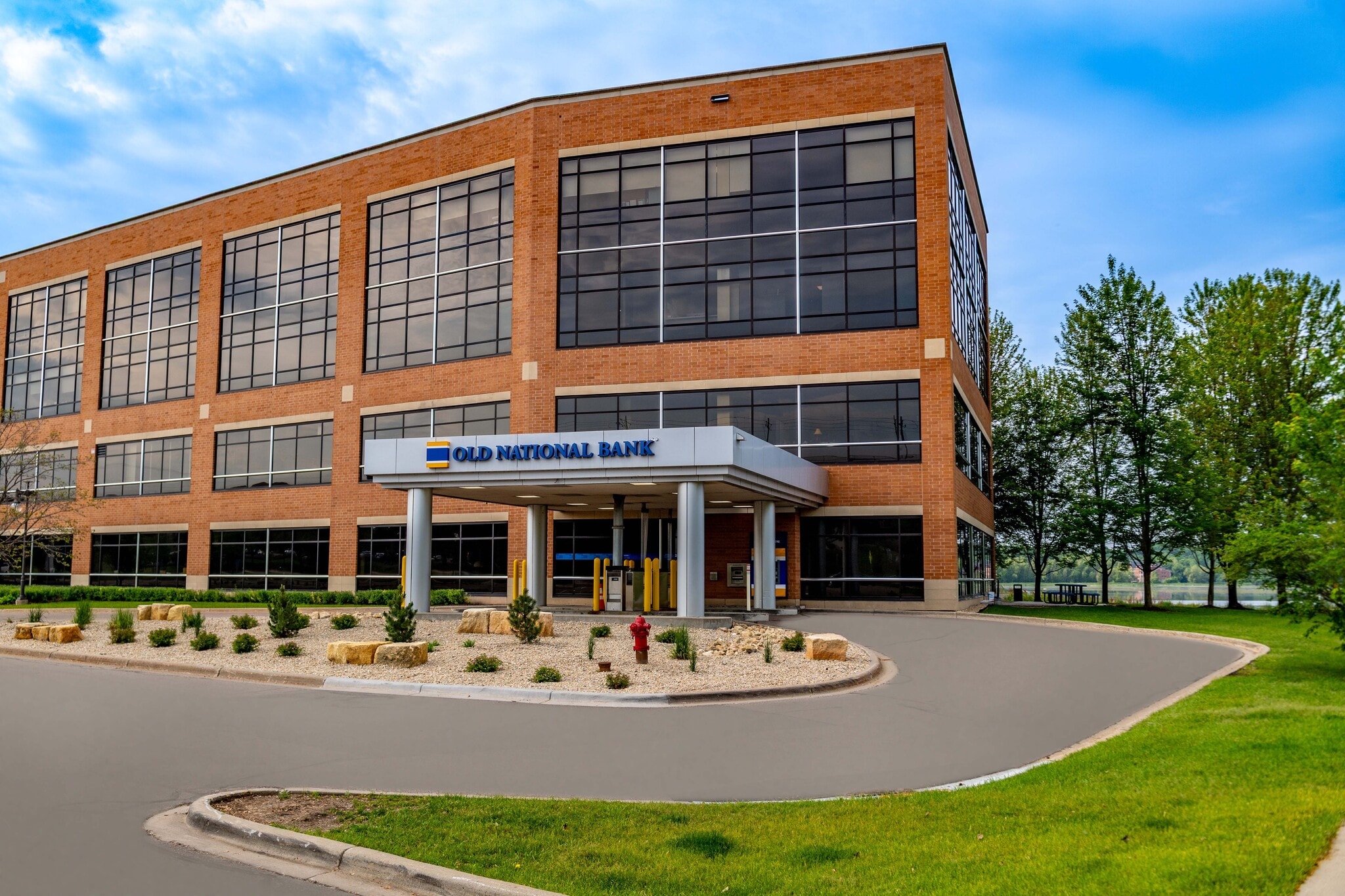 775 Prairie Center Dr, Eden Prairie, MN for lease Primary Photo- Image 1 of 14