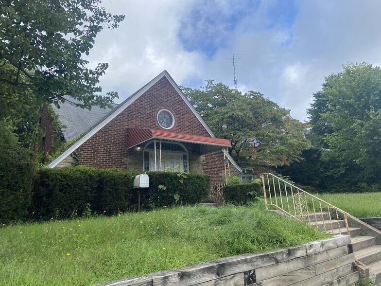 432 Wooster Rd N, Barberton, OH 44203