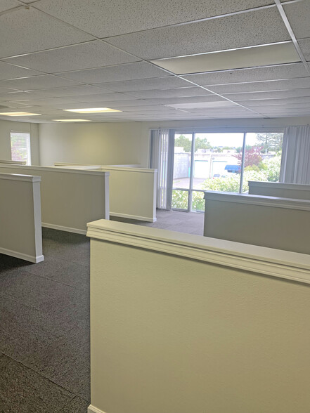 5830 Commerce Blvd, Rohnert Park, CA for lease - Interior Photo - Image 2 of 9