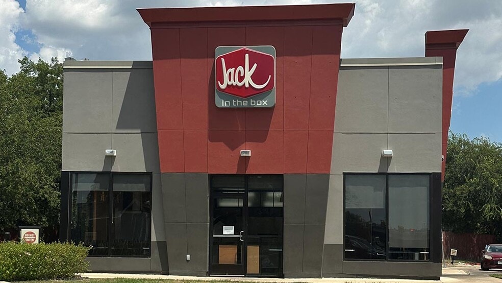 903 Probandt St, San Antonio, TX for lease - Building Photo - Image 1 of 2