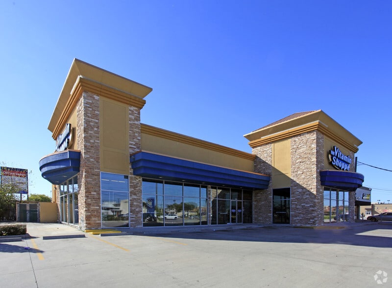 7501 Westheimer Rd, Houston, TX for lease - Primary Photo - Image 2 of 5