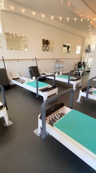 5014 Serena Dr, Beamsville, ON for sale - Building Photo - Image 3 of 7