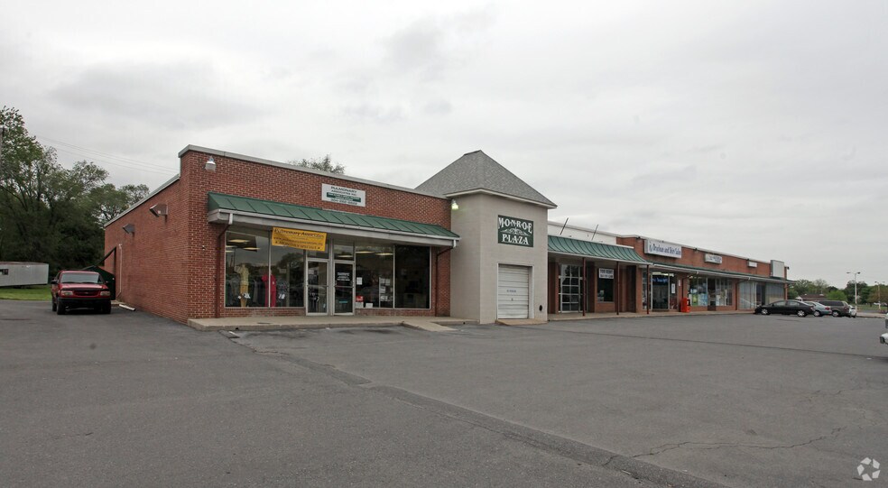 3583 Monroe St, Martinsburg, WV 25404