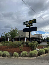 2758 NE Highway 99W, Mcminnville, OR for lease Building Photo- Image 2 of 7