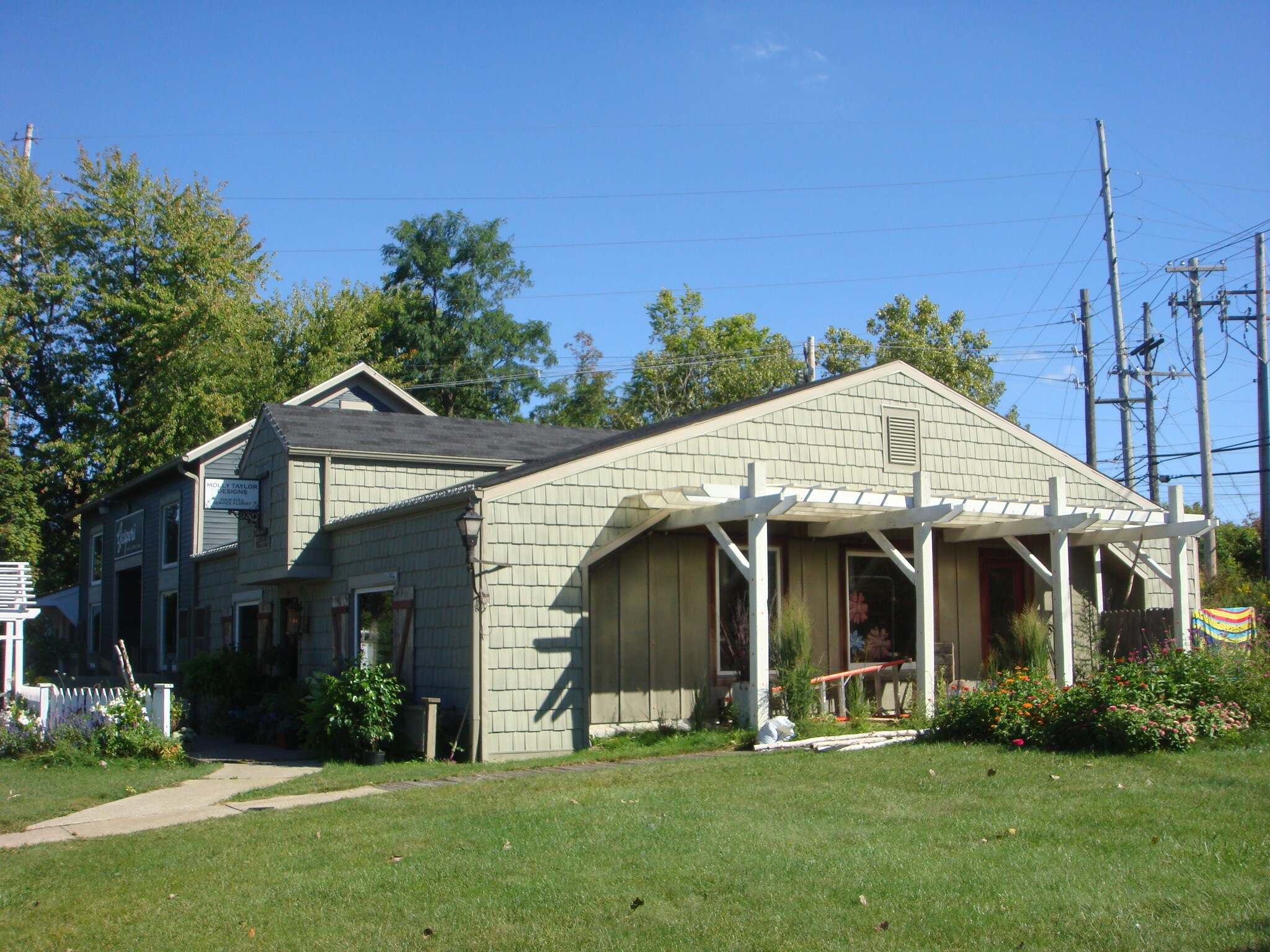 46 Ravenna St, Hudson, OH for lease Building Photo- Image 1 of 5