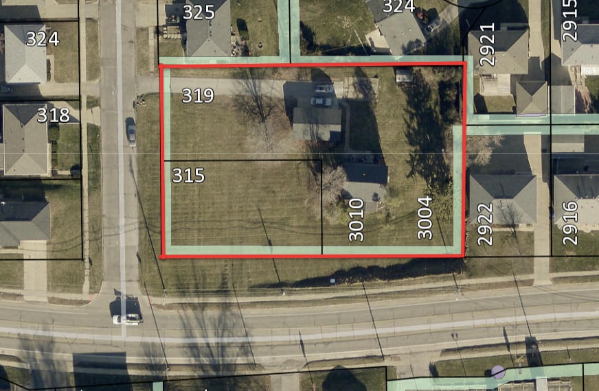 3010 Johnson Ave NW, Cedar Rapids, IA for sale - Building Photo - Image 2 of 9