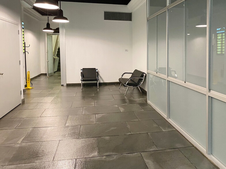 641 President St, Brooklyn, NY for lease - Interior Photo - Image 2 of 22