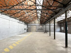 Industrial in Montmagny for lease Interior Photo- Image 2 of 2