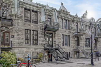 336-340 Rue Sherbrooke E, Montréal, QC for lease Building Photo- Image 1 of 7