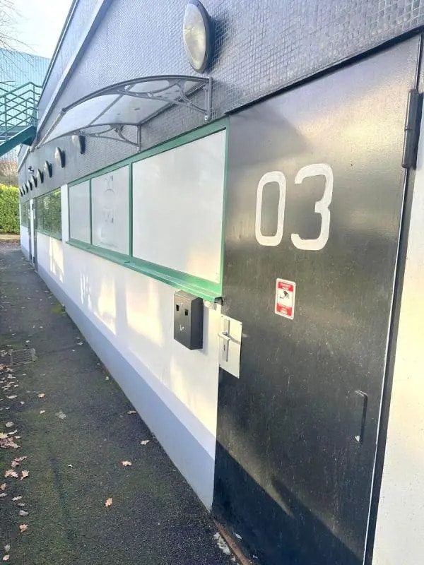 Flex in Taverny for lease Building Photo- Image 1 of 9