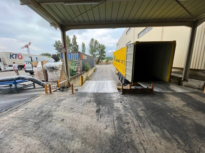 Industrial in Aubagne for lease - Construction Photo - Image 3 of 12