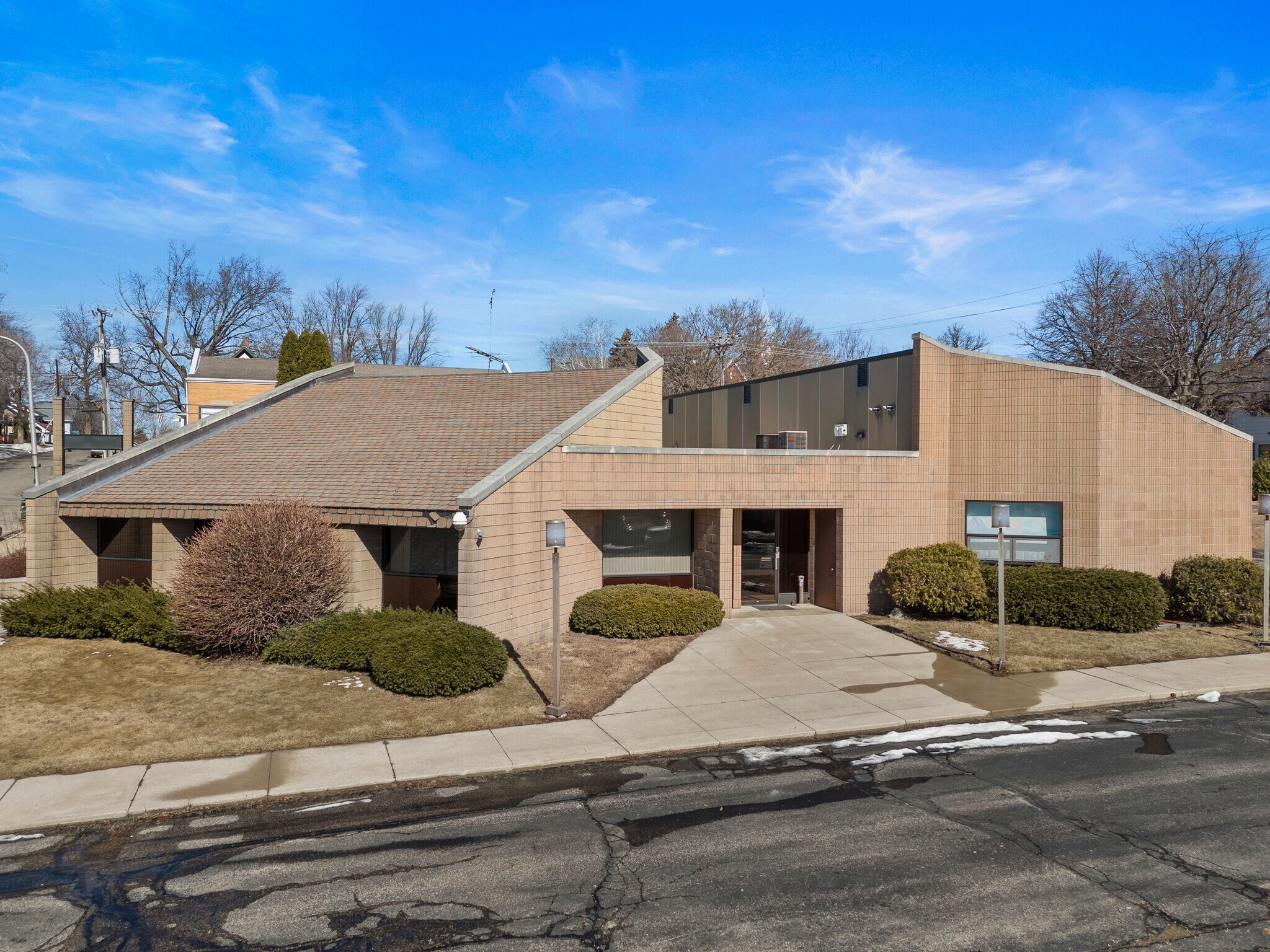 84 N Bridge St, Markesan, WI for sale Building Photo- Image 1 of 1