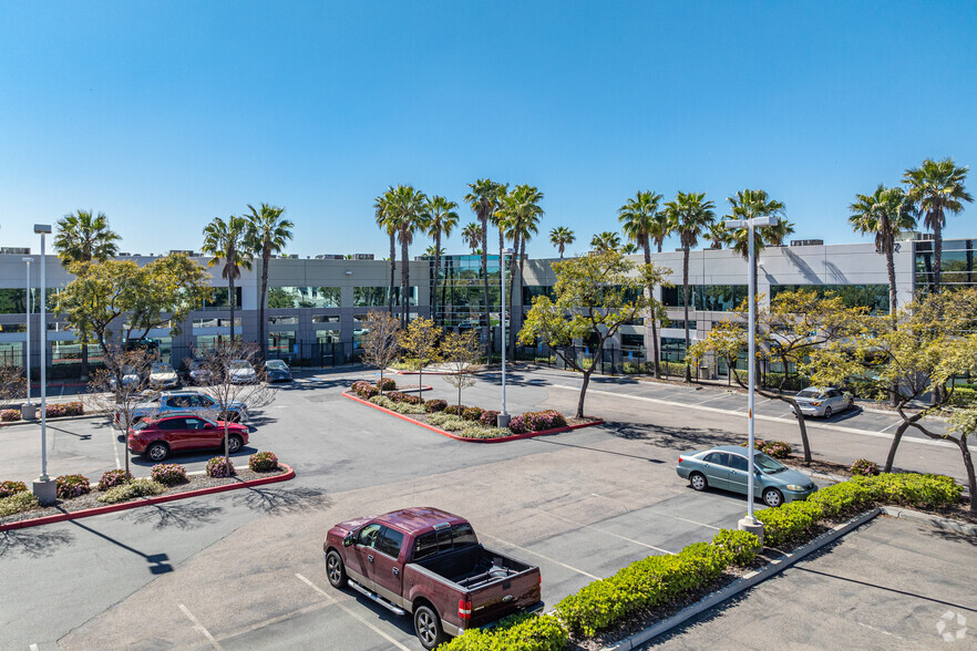 2297 Niels Bohr Ct, San Diego, CA for sale - Building Photo - Image 3 of 6