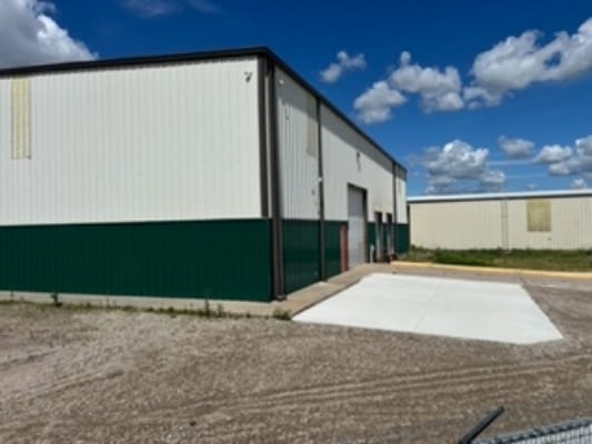 1535 NW 36th St, Newton, KS for lease - Building Photo - Image 2 of 7