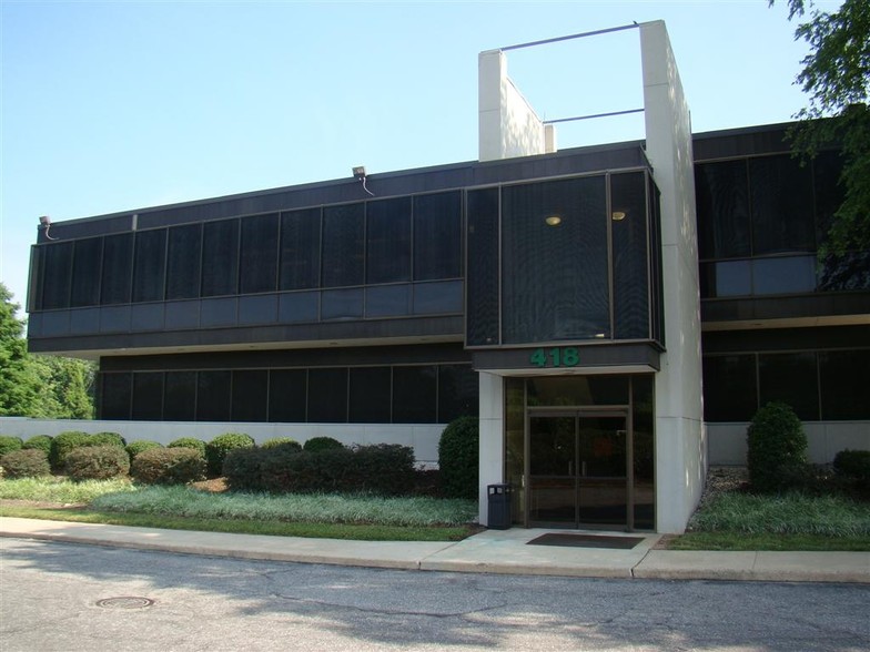 126 Executive Way, Wilkesboro, NC for lease - Building Photo - Image 3 of 31