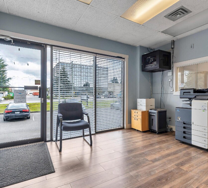 13900-13980 Bridgeport Rd, Richmond, BC for lease Interior Photo- Image 1 of 5