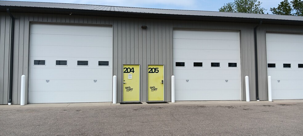 3489 Long Rd, Columbus, IN for sale - Primary Photo - Image 1 of 1