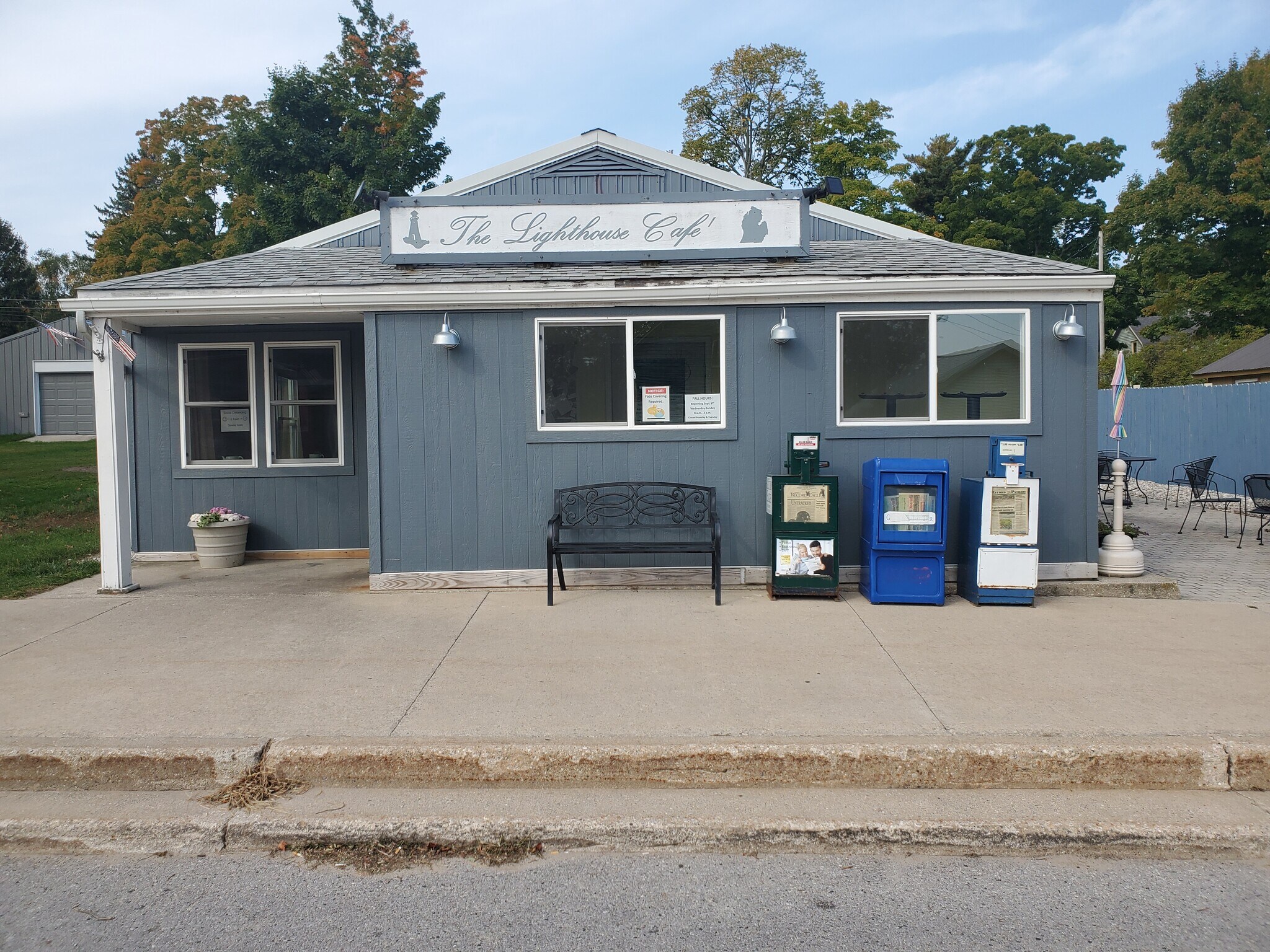 735 Frankfort Ave, Elberta, MI for sale Building Photo- Image 1 of 1