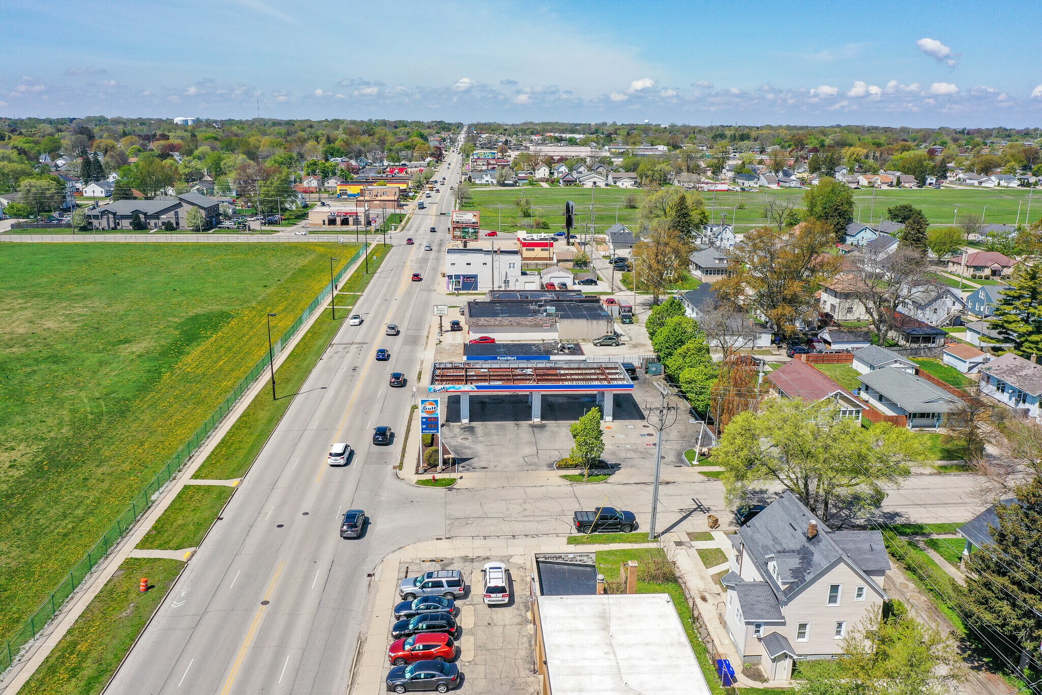 2802 52nd St, Kenosha, WI 53140 SQRL Fuel Station