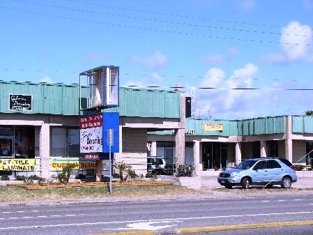 2115 61st St, Galveston, TX for lease - Building Photo - Image 3 of 58