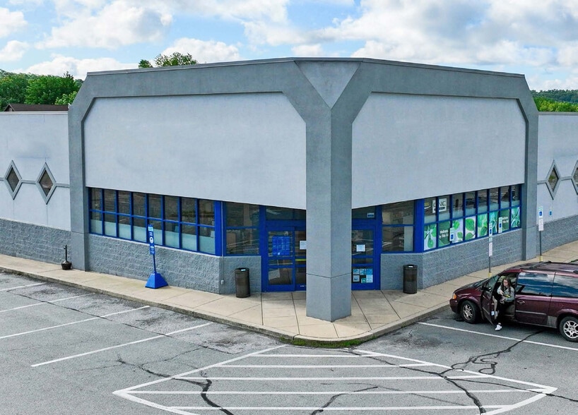 4135 N George St Extn, Manchester, PA for lease - Primary Photo - Image 1 of 2