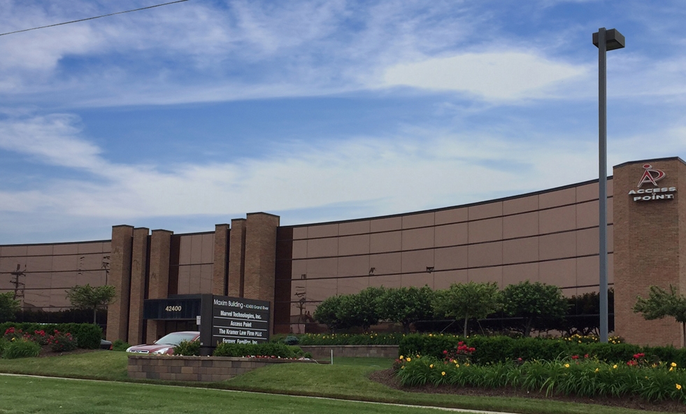 42400 Grand River Ave, Novi, MI for lease Building Photo- Image 1 of 7