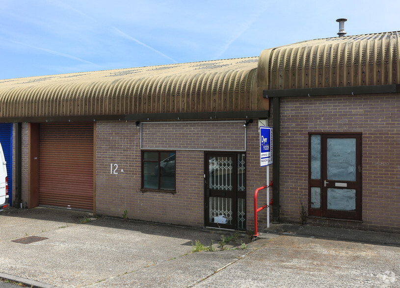 Armstrong Close, St Leonards On Sea for lease - Building Photo - Image 2 of 2