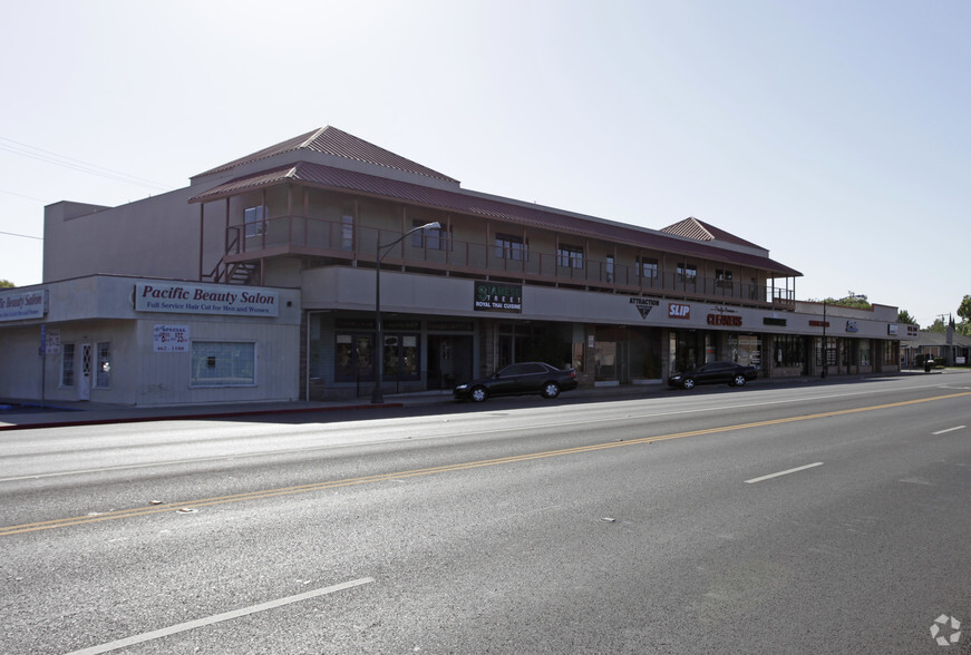 3206-3236 Pacific Ave, Stockton, CA for lease - Building Photo - Image 2 of 4