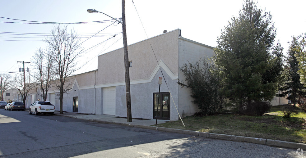 98-114 N Ward St, New Brunswick, NJ for lease - Building Photo - Image 3 of 5