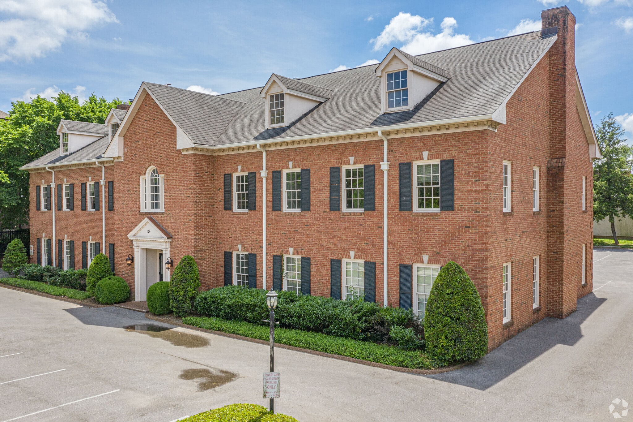 124 1st Ave S, Franklin, TN for lease Building Photo- Image 1 of 6