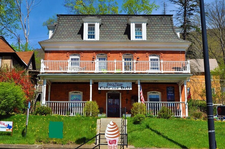 4 W Main St, Galeton, PA 16922