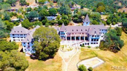 The Lucerne Castle - Commercial Kitchen