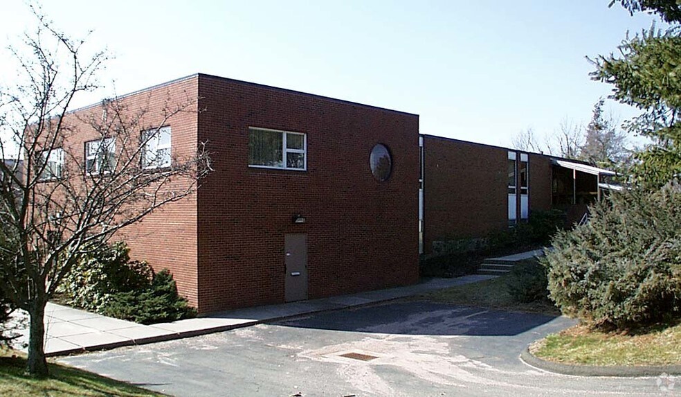 127 Pomeroy Ave, Meriden, CT 06450