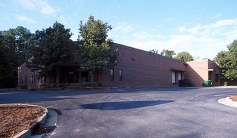 2550 Collins Springs Dr SE, Smyrna GA - Warehouse