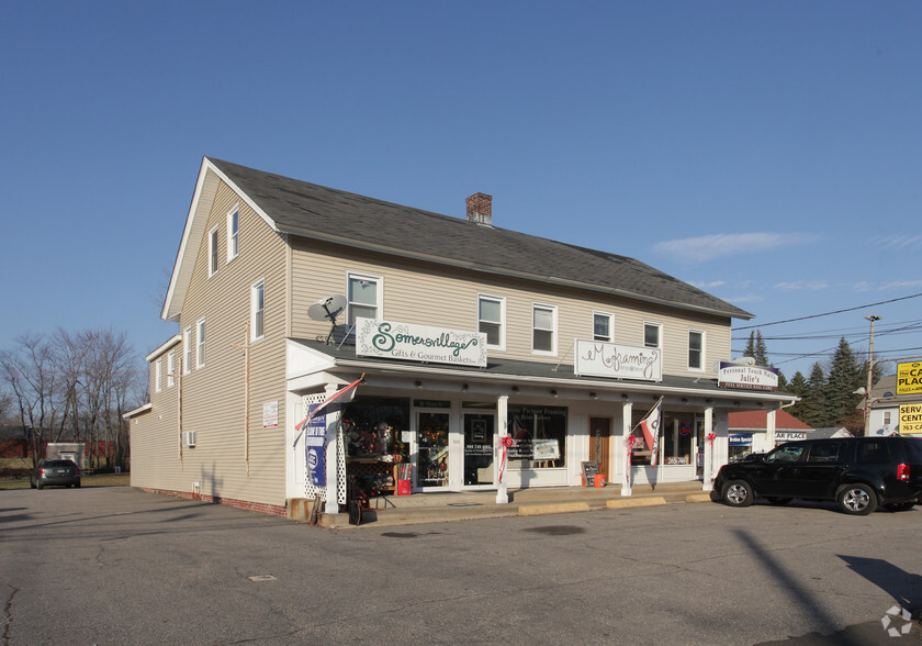 111 Main St, Somers, CT for lease - Primary Photo - Image 1 of 3