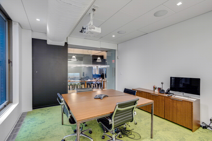 330 Fifth Ave, New York, NY for lease - Interior Photo - Image 3 of 18