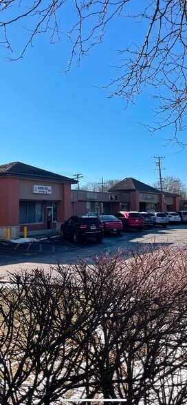 3407-3421 Church St, Skokie, IL for lease - Building Photo - Image 1 of 19