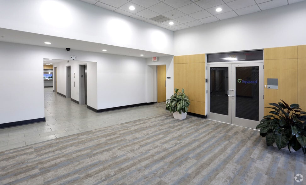 501 Office Center Dr, Fort Washington, PA for lease - Interior Photo - Image 2 of 11