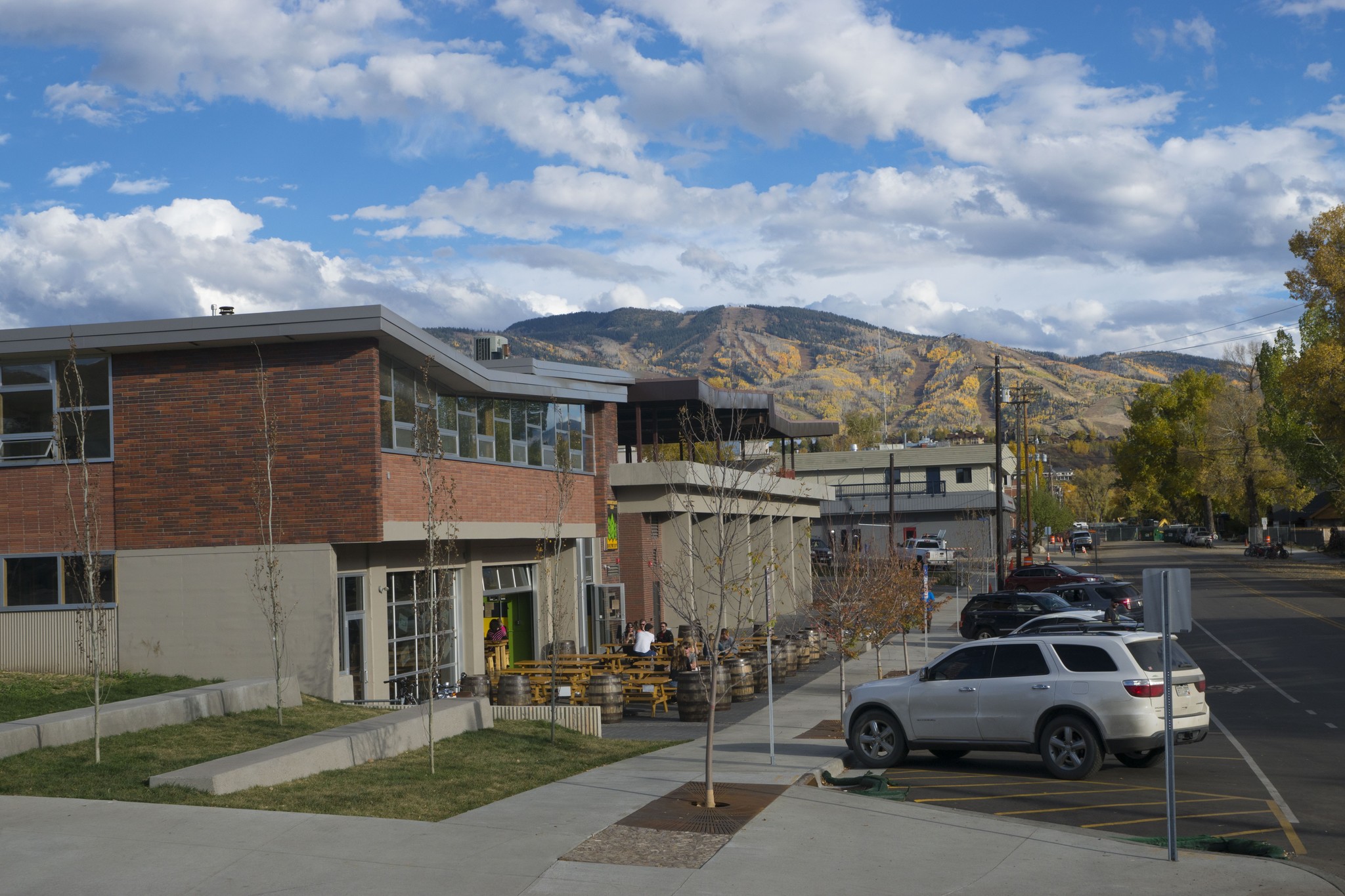 910 Yampa St, Steamboat Springs, CO for lease Primary Photo- Image 1 of 18