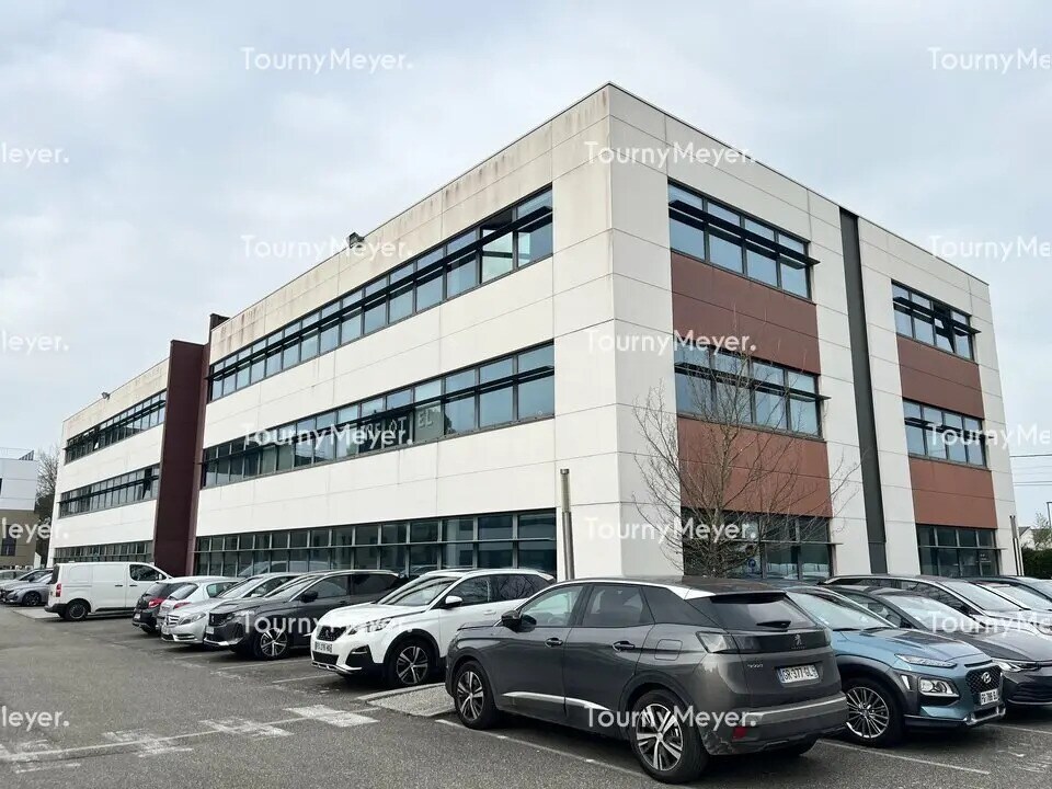 Office in Pessac for lease Building Photo- Image 1 of 7