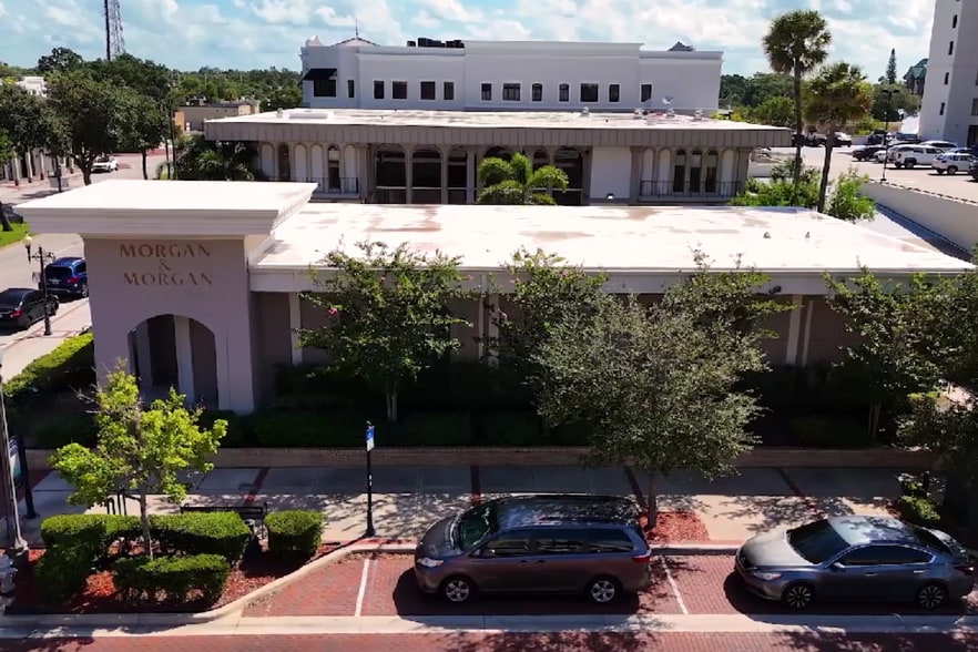198 Broadway Ave, Kissimmee, FL for lease - Building Photo - Image 1 of 5