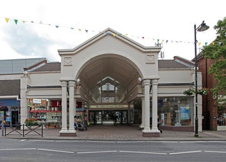 More details for Fleet Rd, Fleet - Retail for Lease