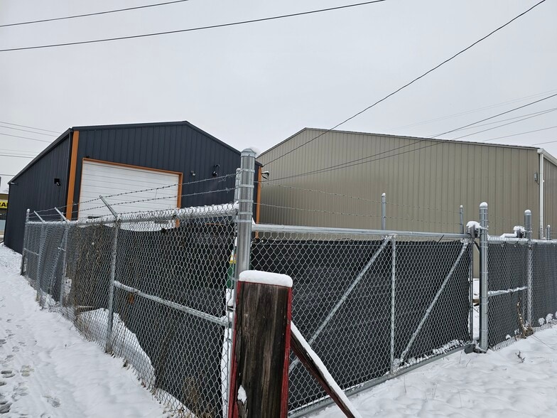 2117 W Morris St, Indianapolis, IN for sale - Building Photo - Image 3 of 15