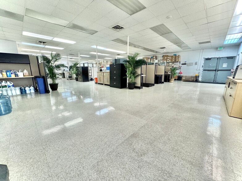 795 San Antonio Rd, Palo Alto, CA for lease - Building Photo - Image 2 of 8